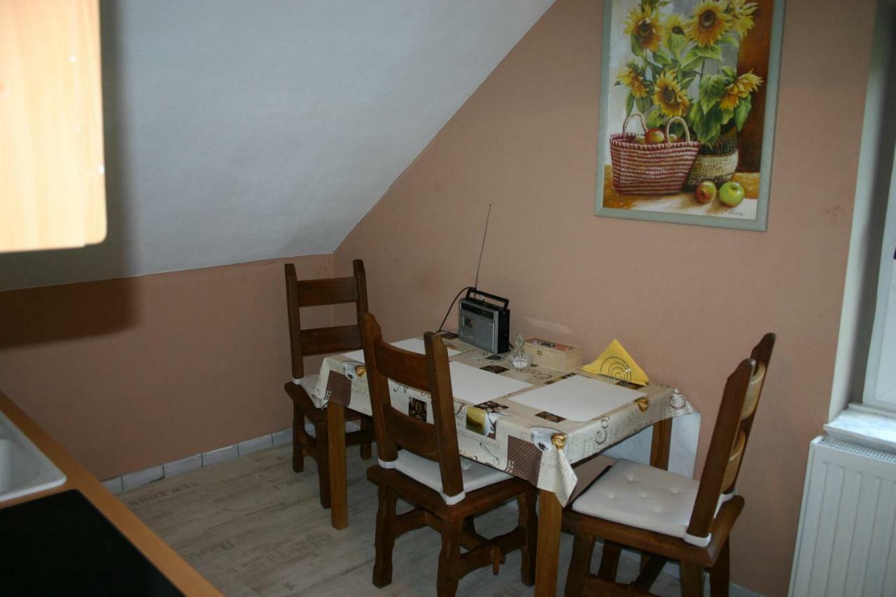 Alter Bahnhof Apartment เอนเนอเพทาล ภายนอก รูปภาพ